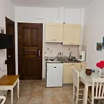 Apart Otel Iliolousta 4*