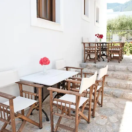 Iliolousta Apart Otel 4*