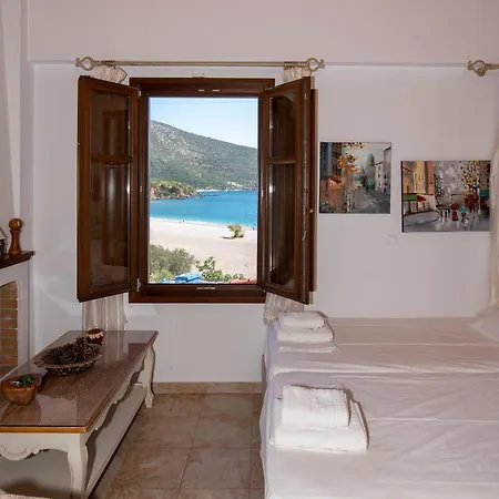 Iliolousta 4*