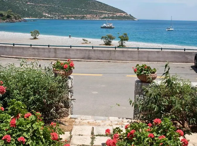 Iliolousta Lägenhetshotell