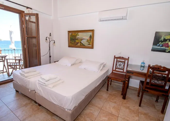 Iliolousta Lägenhetshotell Kyparíssion