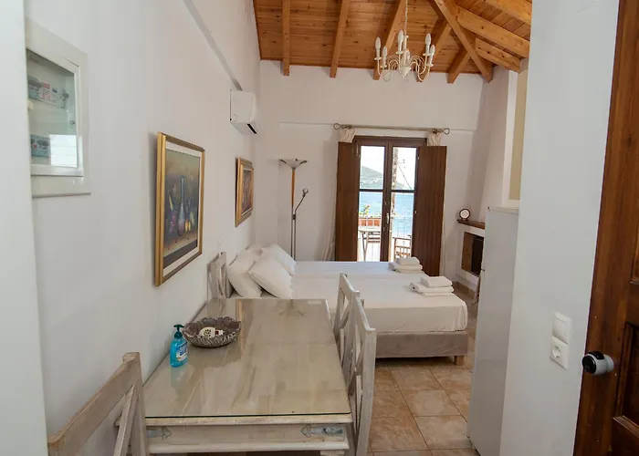 Lägenhetshotell Iliolousta Kyparíssion