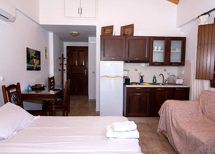 Iliolousta 4* Kyparíssion